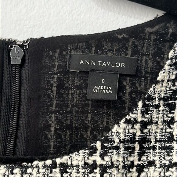 Ann Taylor Fringe Tweed Shell Sleeveless Black/White Top Sz 0 - Picture 9 of 13
